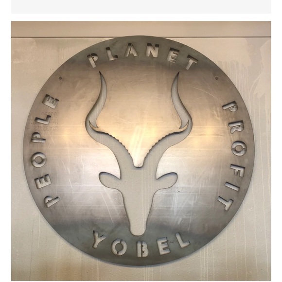 Yobel Clutch and Shoulder Bag - Picture 7 of 7